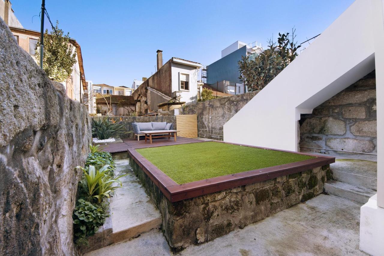 Crooked Floor House - 1St Floor Apartamento Porto Exterior foto